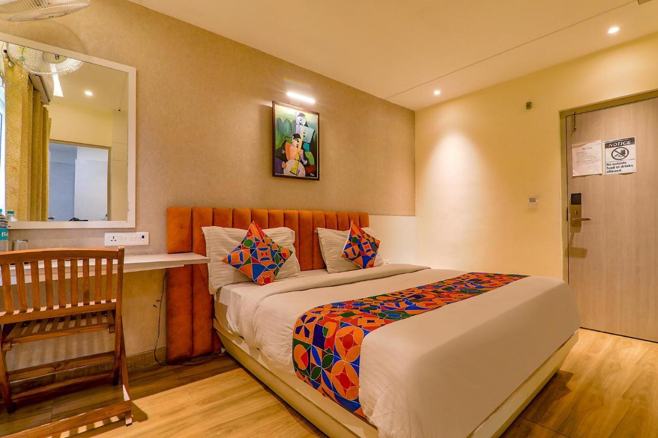 FabHotel Geetraj Lucknow Buitenkant foto