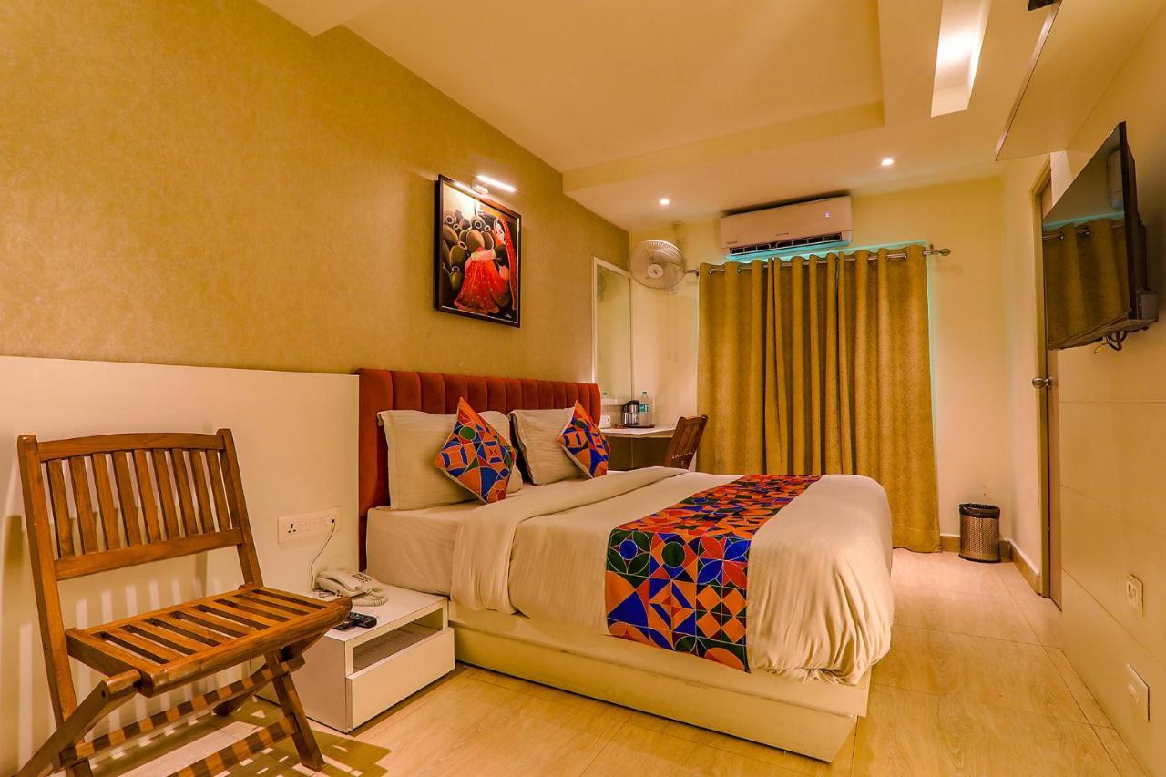 FabHotel Geetraj Lucknow Buitenkant foto