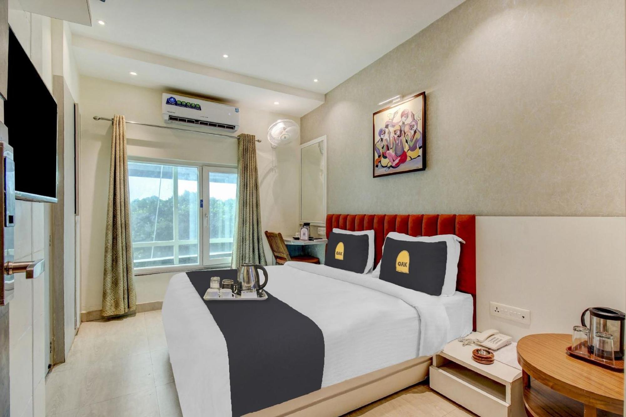 FabHotel Geetraj Lucknow Buitenkant foto