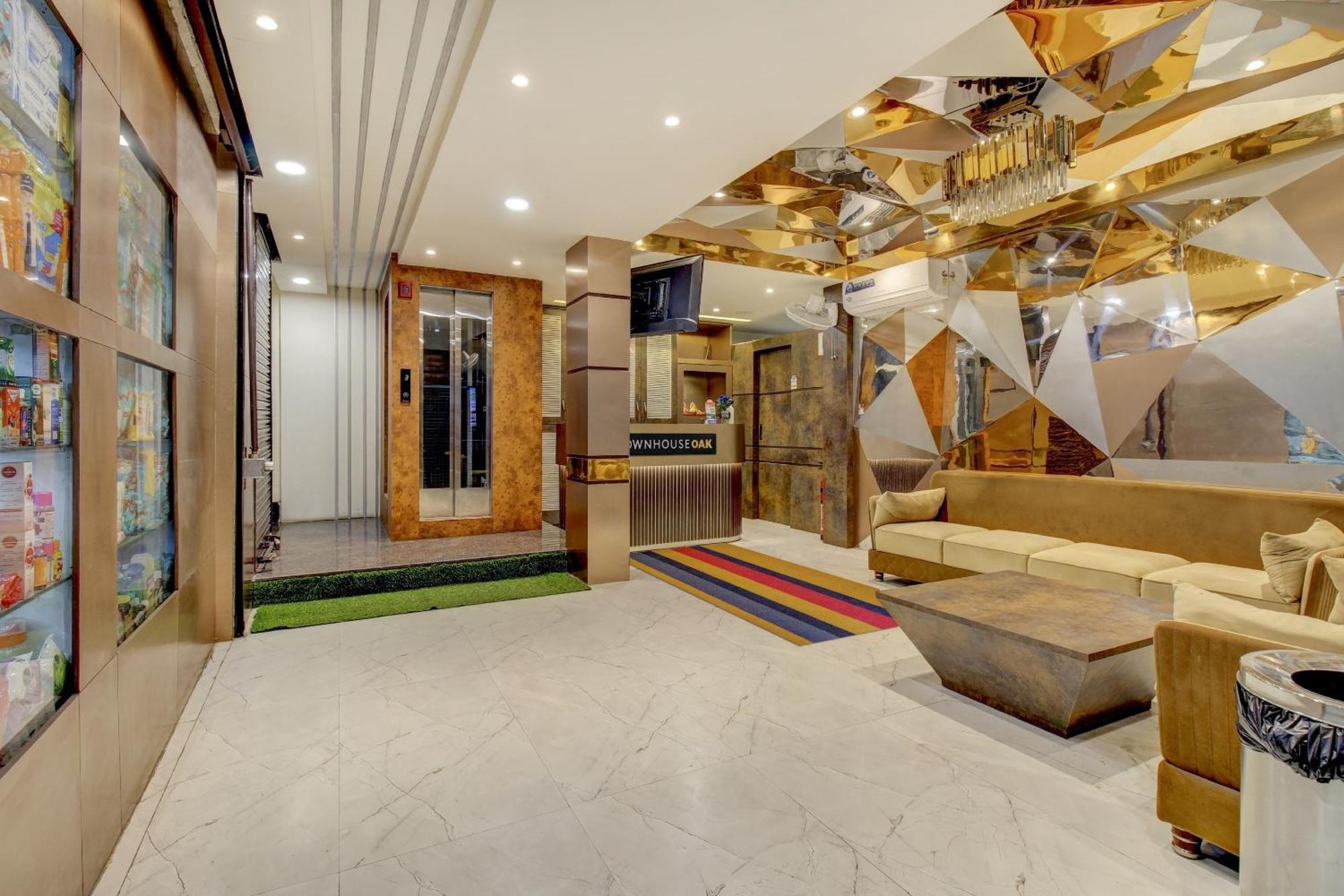 FabHotel Geetraj Lucknow Buitenkant foto