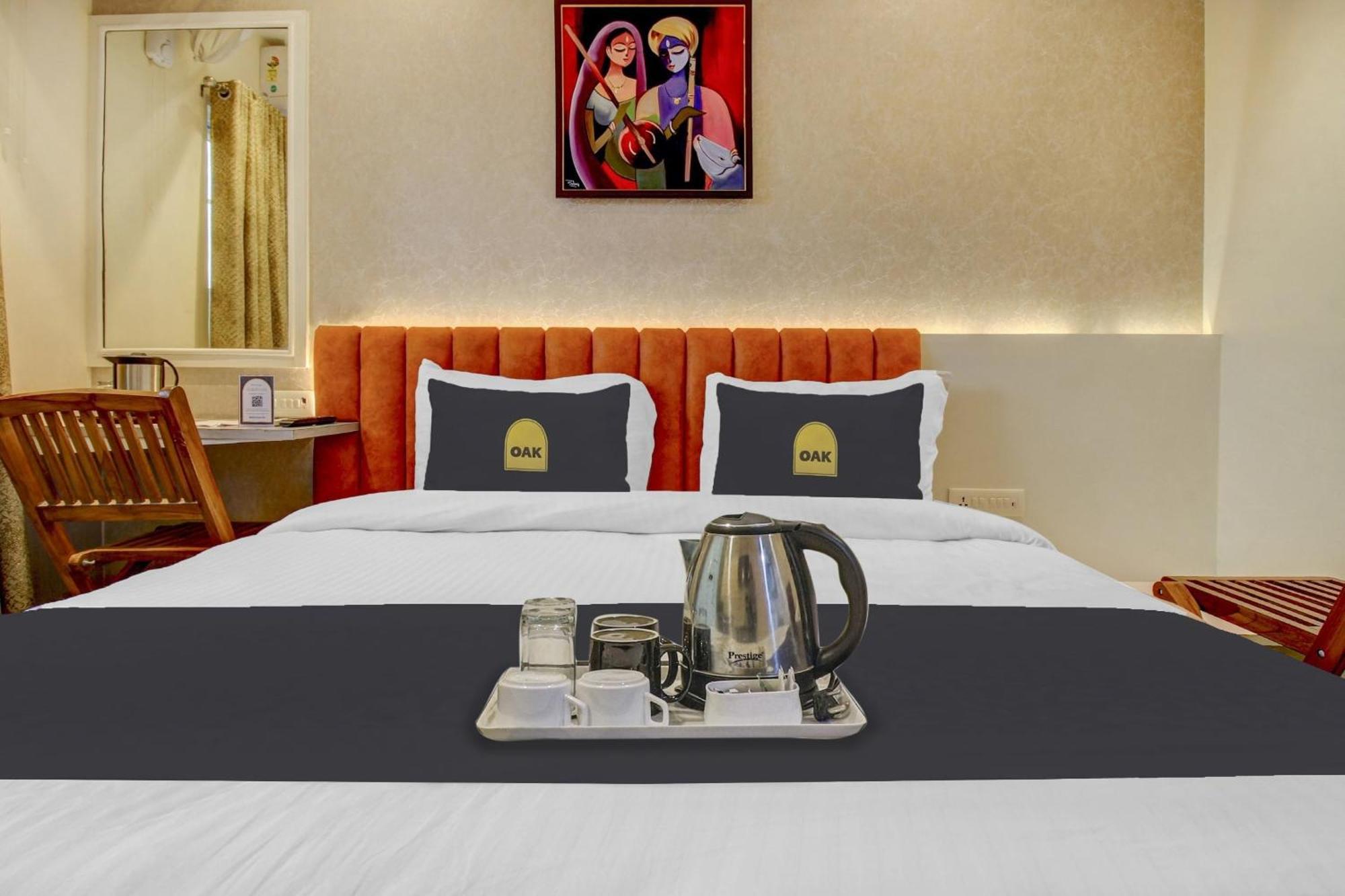 FabHotel Geetraj Lucknow Buitenkant foto