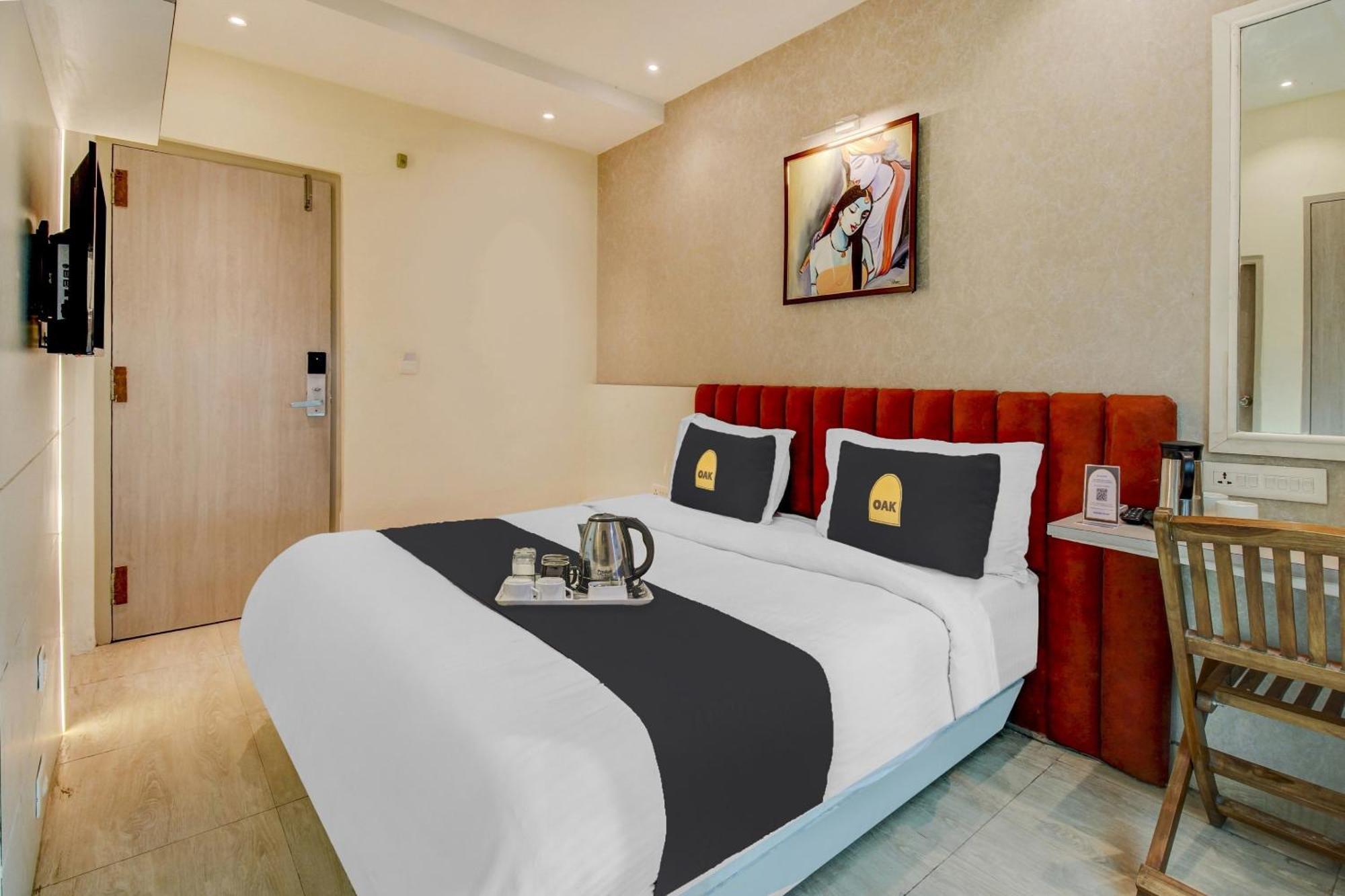 FabHotel Geetraj Lucknow Buitenkant foto